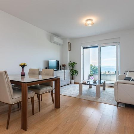 Apartment With Balcony Ocean Paradise Кастав Экстерьер фото